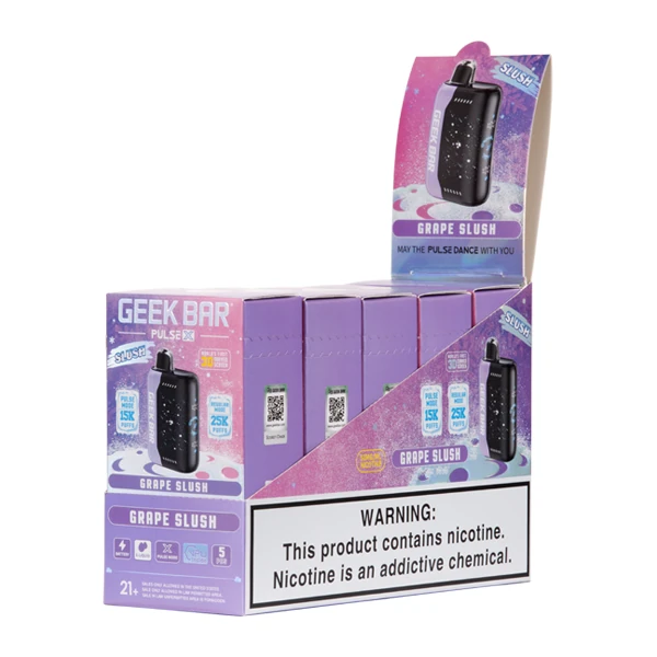 Hand holding Geek Bar device to buy geek bar in 2026